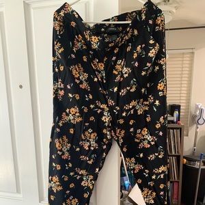 Floral flowy pants